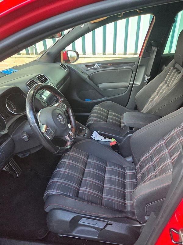 Gebraucht VW Golf VI GTI 211 PS (155 kW) 2009 Rot Kleinwagen