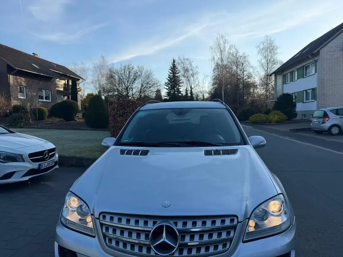 Brugt Mercedes ML320 2006 Sølv SUV