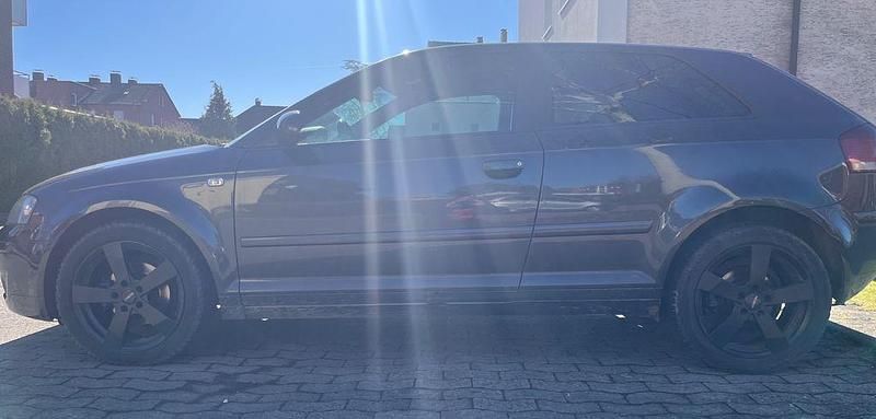 Gebraucht Audi A3 Sport 102 PS (75 kW) 2010 Schwarz Kleinwagen