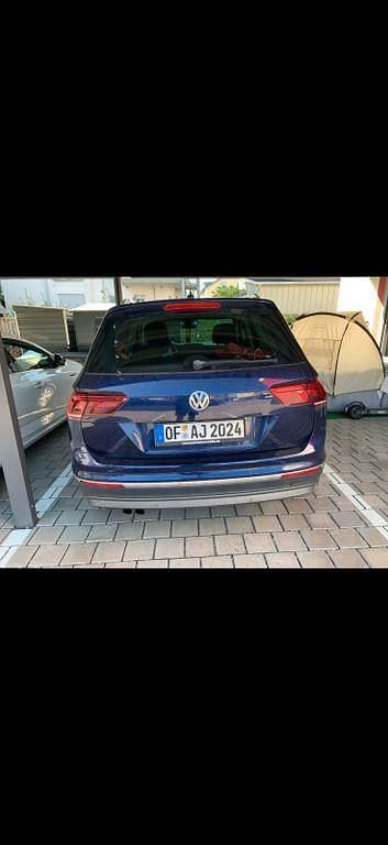 Gebraucht VW Tiguan Highline 179 PS (131 kW) 2016 Blau SUV