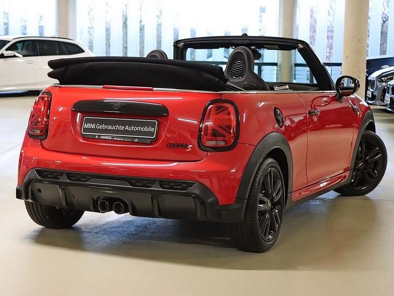 Gebraucht Mini John Cooper Works Cabriolet 178 PS (130 kW) 2021 Rot Cabrio