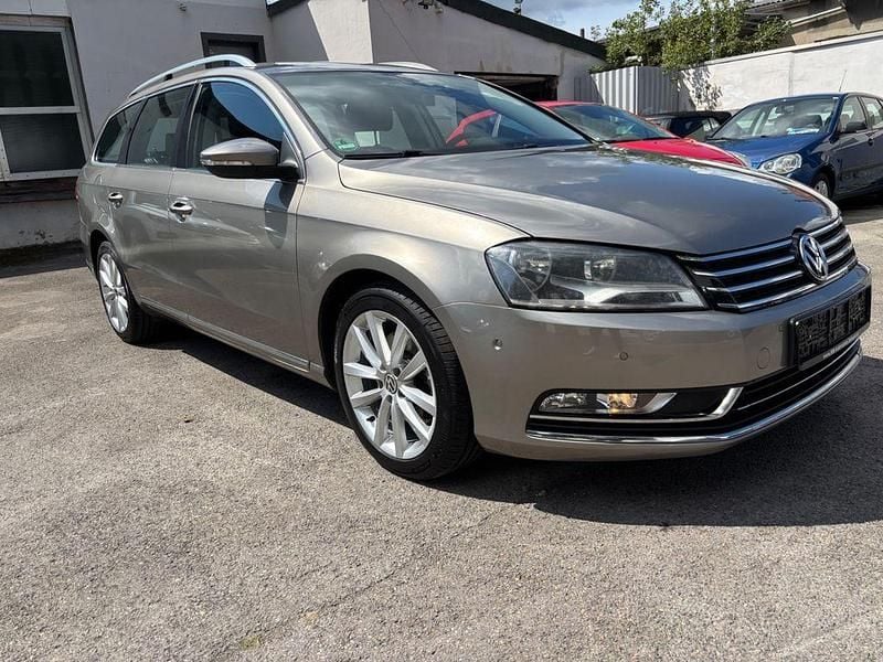 Gebraucht VW Passat Highline 211 PS (155 kW) 2012 Braun Kombi