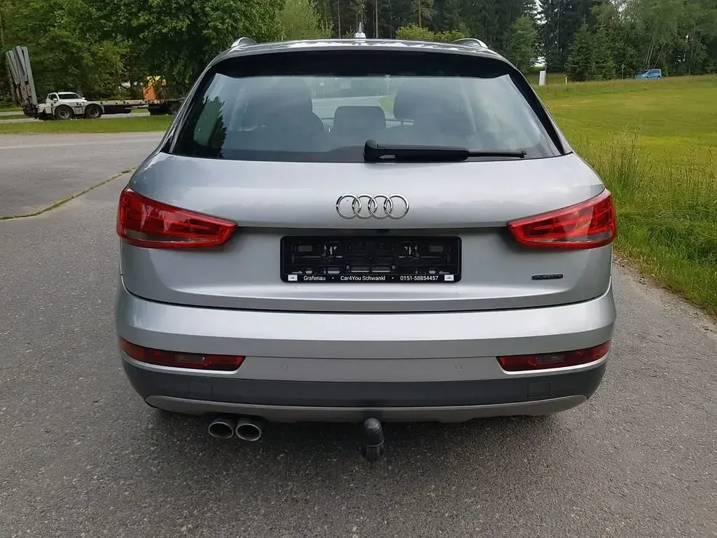Gebraucht Audi Q3 Design 184 PS (135 kW) 2016 Silber SUV