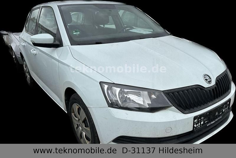 Gebraucht Skoda Fabia 90 PS (66 kW) 2018 Weiß Kleinwagen