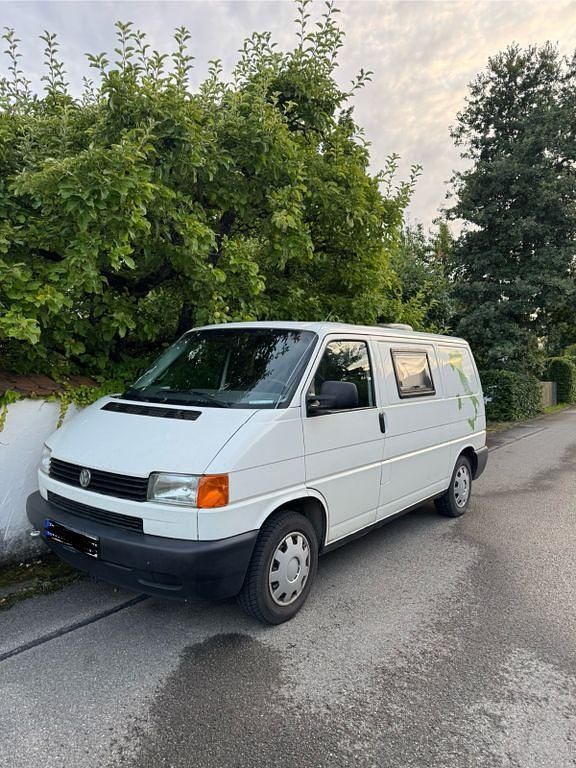 Weiß Gebraucht 2001 VW T4 Van | 6.700 € (Guter Preis) - Bild 1/4