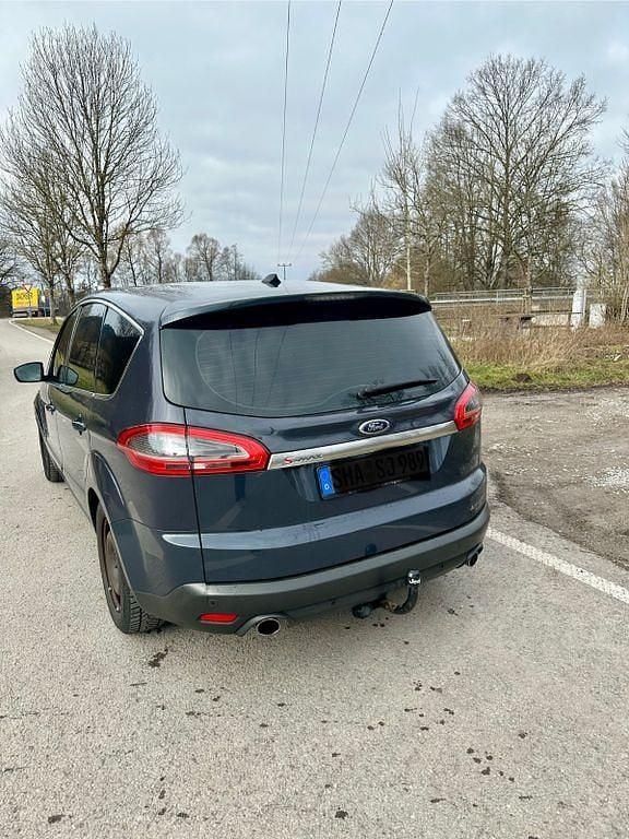 Gebraucht Ford S-MAX Titanium 200 PS (147 kW) 2013 Grau Van / Kleinbus