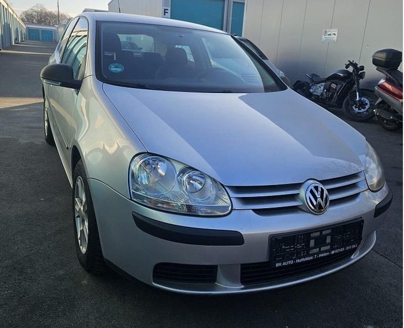 Usata VW Golf V 80 CV (58 kW) 2007 Grigio Utilitaria