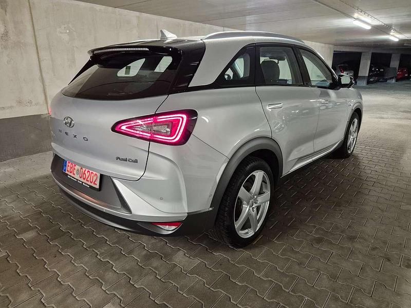 Gebraucht Hyundai Nexo Basis 163 PS (119 kW) 2019 Cocoon silver / met SUV