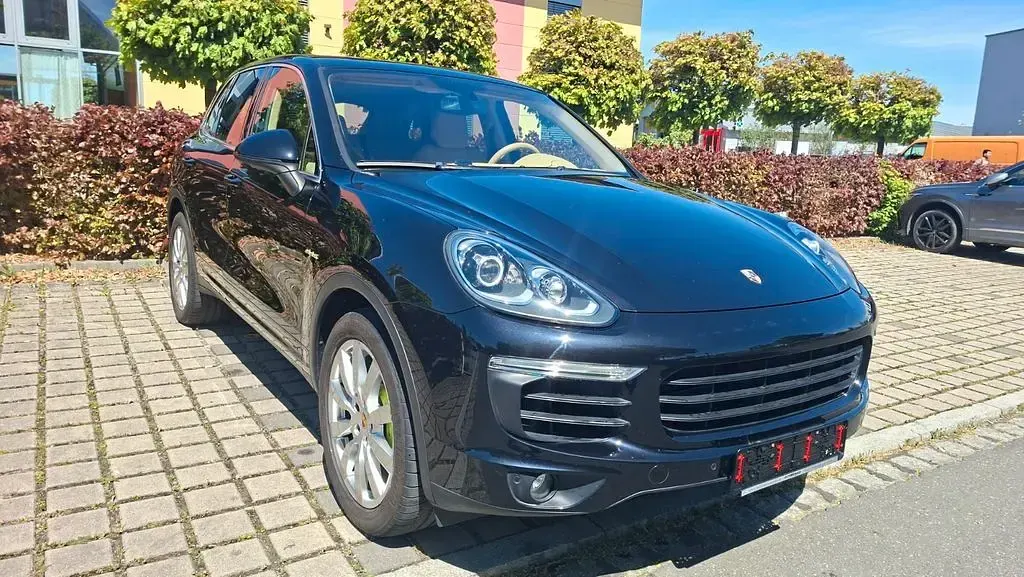 Gebraucht Porsche Cayenne 333 PS (244 kW) 2015 Schwarz SUV