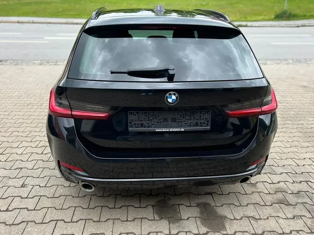 Gebraucht BMW 320 Shadowline 190 PS (139 kW) 2022 Schwarz Kombi