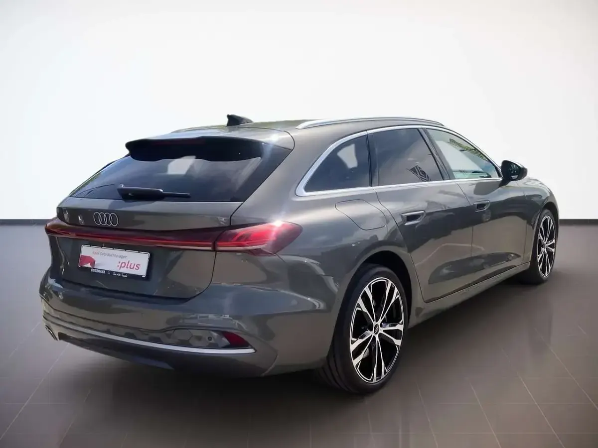 Gebraucht Audi A5 Advanced Plus 204 PS (150 kW) 2025 Chronosgrau metallic Kombi