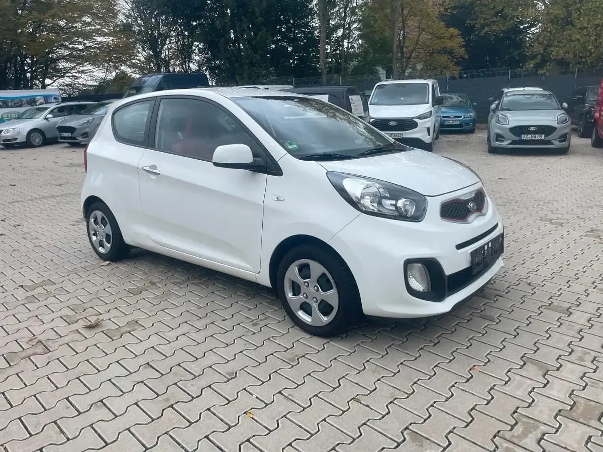 Gebraucht Kia Picanto 70 PS (51 kW) 2014 Weiß Kleinwagen