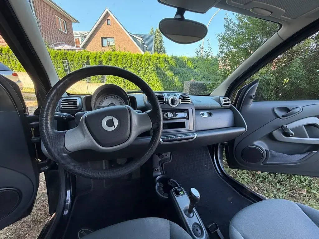 Gebraucht Smart ForTwo Coupé Pure 61 PS (44 kW) 2009 Schwarz Coupé