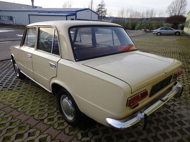 Gebraucht Lada 1200 60 PS (44 kW) 1980 Beige Limousine