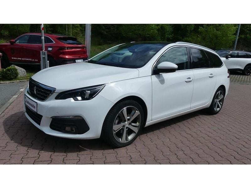 Gebraucht Peugeot 308 131 PS (96 kW) 2020 Weiß Kombi