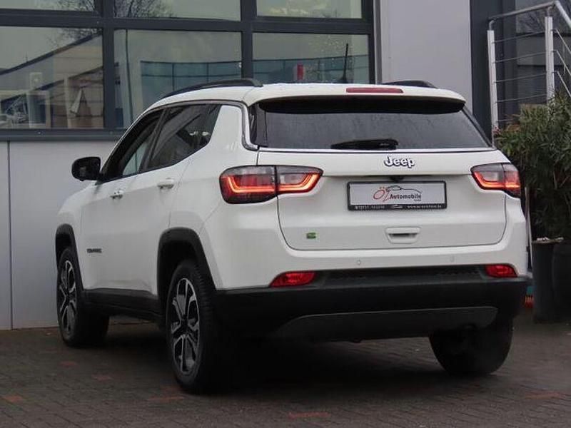 Gebraucht Jeep Compass 131 PS (96 kW) 2024 Weiß SUV