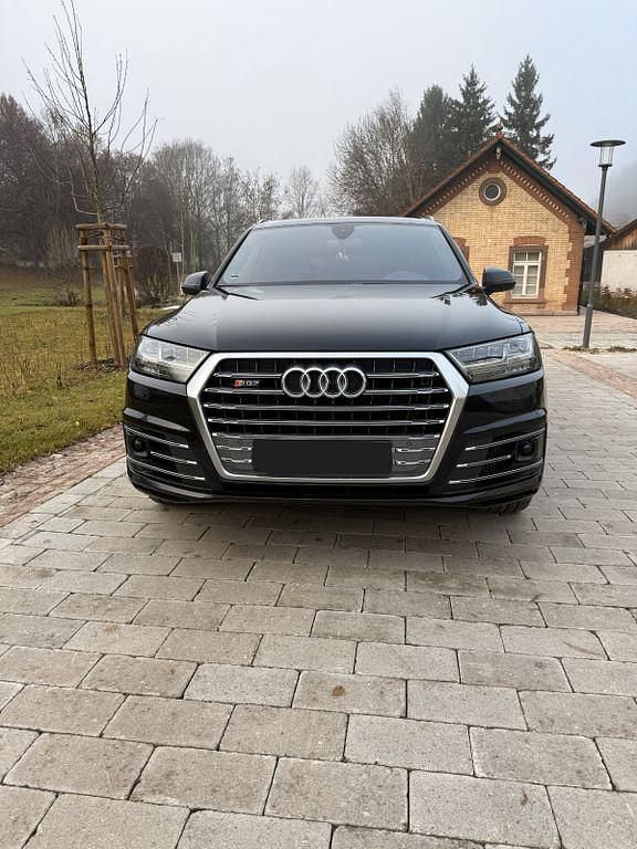 Gebraucht Audi SQ7 Ambiente 435 PS (319 kW) 2016 Schwarz SUV