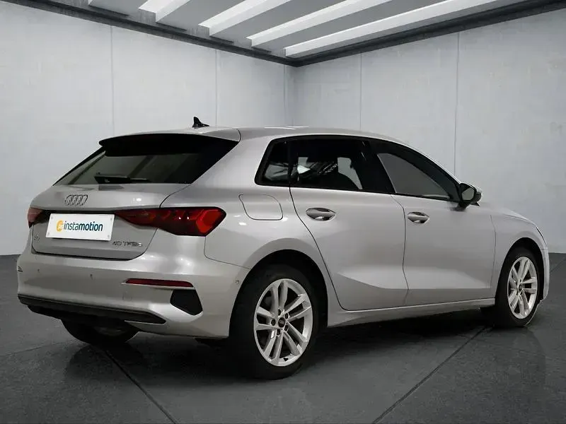Gebraucht Audi A3 e-tron 204 PS (150 kW) 2022 Silber Kleinwagen