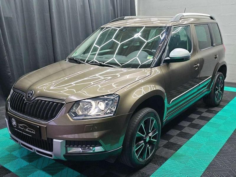 Gebraucht Skoda Yeti Adventure 140 PS (102 kW) 2014 Braun SUV
