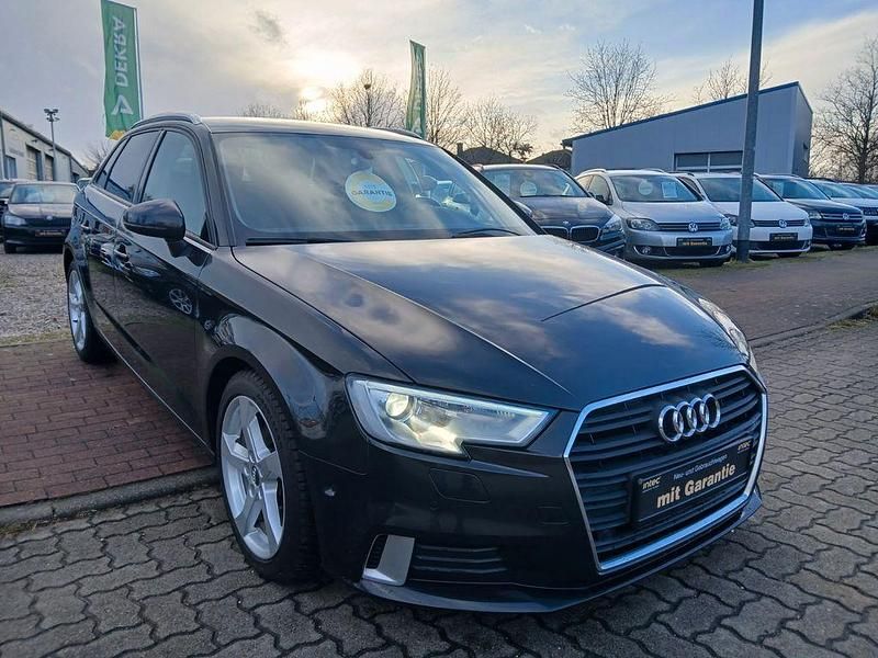 Gebraucht Audi A3 Sport 116 PS (85 kW) 2017 Braun Limousine