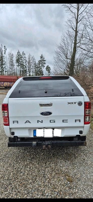 Gebraucht Ford Ranger XLT 150 PS (110 kW) 2014 Weiß Pickup