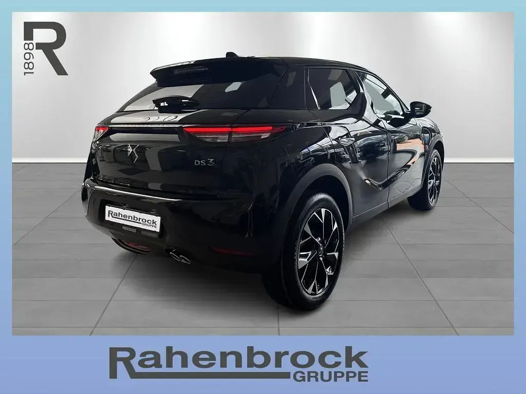 Neu DS Automobiles DS3 145 PS (106 kW) 2026 Schwarz SUV