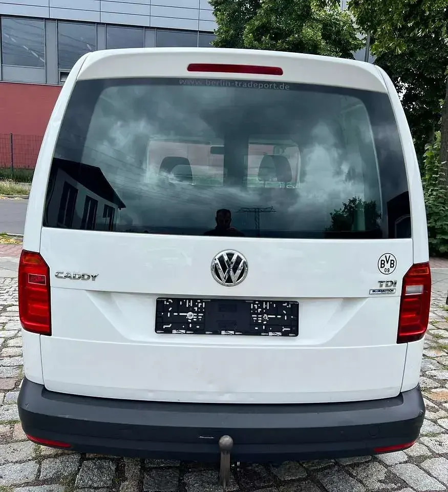 Gebraucht VW Caddy 102 PS (75 kW) 2016 Candyweiß Van / Kleinbus