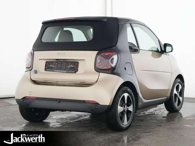 Gebraucht Smart ForTwo Electric Drive 60 kW (82 PS) 2024 Bodypanels in gold beige () Cabrio