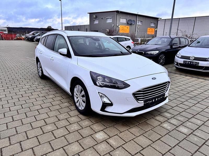 Gebraucht Ford Focus 120 PS (88 kW) 2020 Weiß Kombi