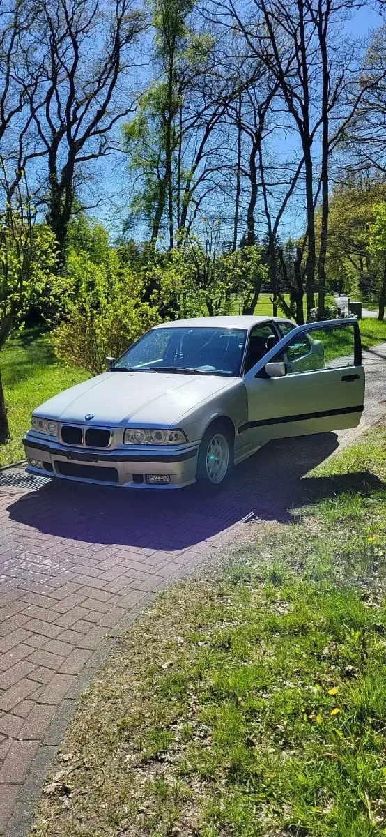 Usata BMW 316 105 CV (77 kW) 2000 Argento Berlina
