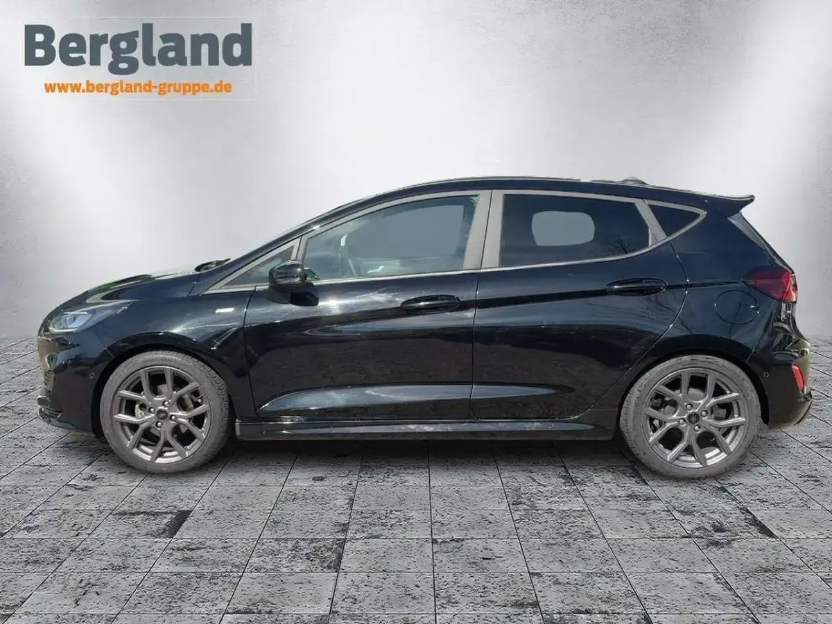 Gebraucht Ford Fiesta ST-Line X 125 PS (91 kW) 2023 Lackierung metallic "agate black" schwarz Kleinwagen