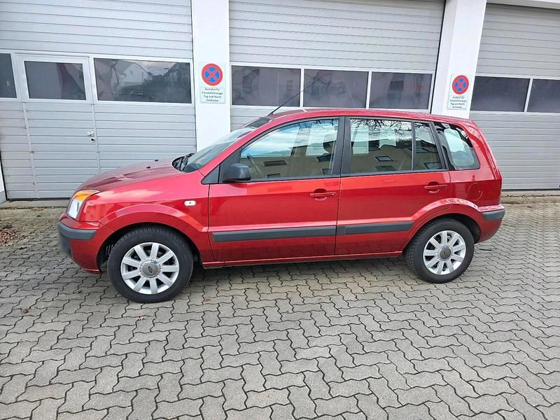 Gebraucht Ford Fusion 80 PS (58 kW) 2009 Orange Kleinwagen