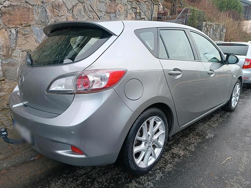 Usata Mazda 3 115 CV (84 kW) 2012 Argento Utilitaria