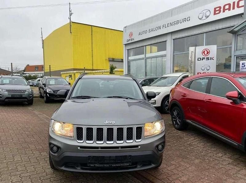 Gebraucht Jeep Compass Limited 136 PS (100 kW) 2015 Mineral gray met. clear coat SUV
