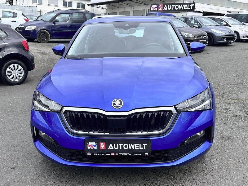 Gebraucht Skoda Scala Ambition 116 PS (85 kW) 2020 Blau Kleinwagen