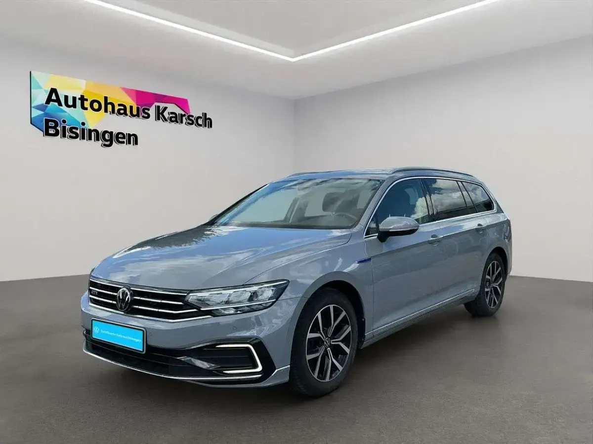 Gebraucht VW Passat GTE 218 PS (160 kW) 2022 Grau Kombi