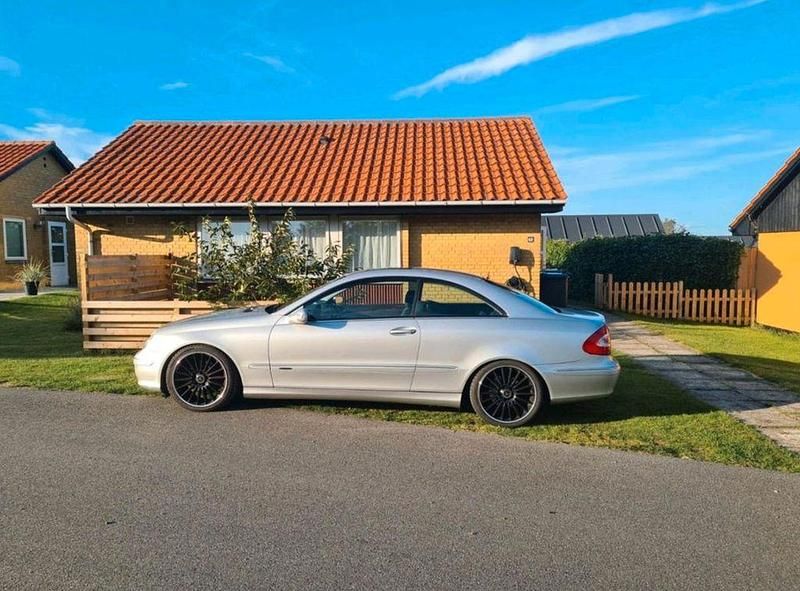 Gebraucht Mercedes CLK240 Elegance 170 PS (125 kW) 2002 Silber Coupé