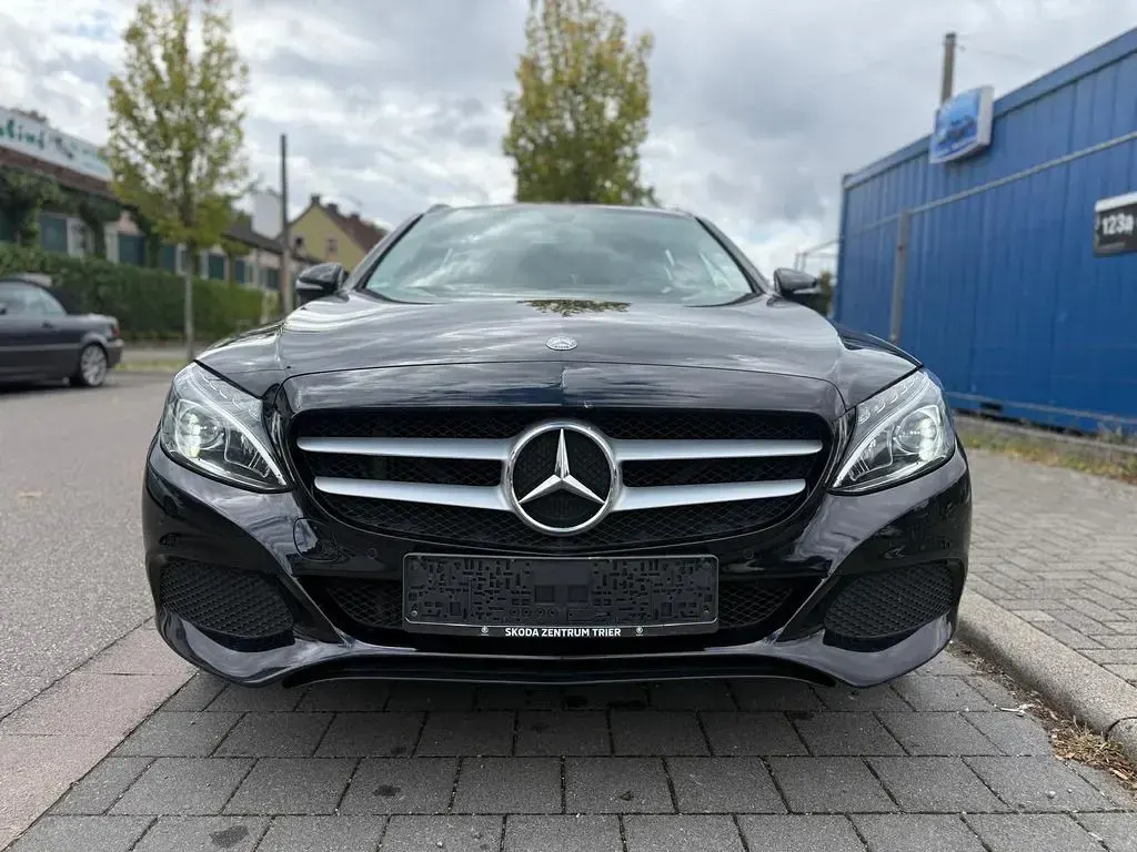 Gebraucht Mercedes C250 211 PS (155 kW) 2015 Schwarz Kombi