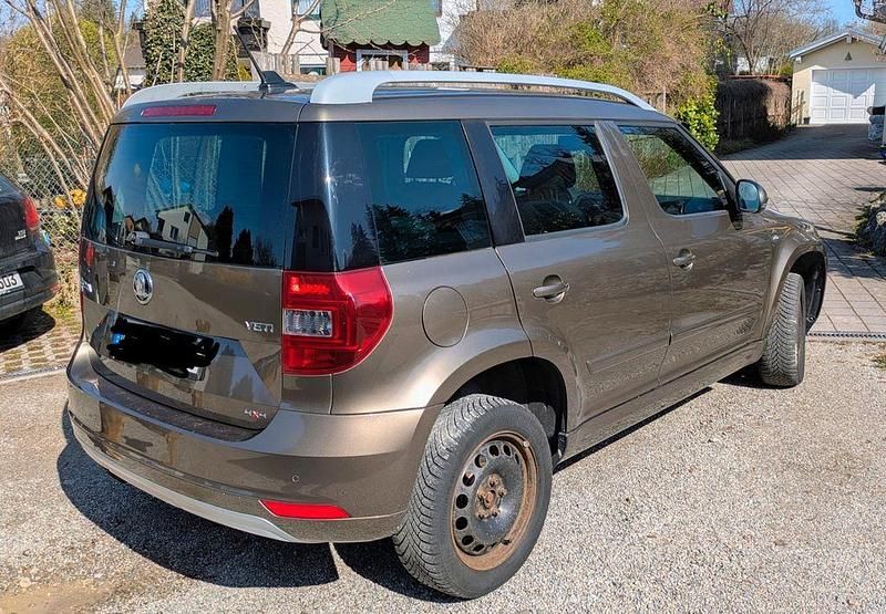 Gebraucht Skoda Yeti 140 PS (102 kW) 2015 Braun SUV