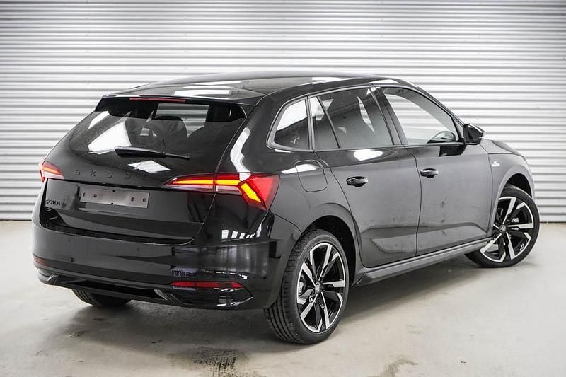 Gebraucht Skoda Scala Monte Carlo 2025 Brilliant silber metallic (8e) Kleinwagen