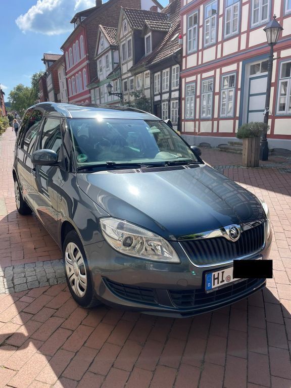 Schwarz Gebraucht 2015 Skoda Roomster Ambition Kombi | 4.500 € (Fairer Preis) - Bild 1/4