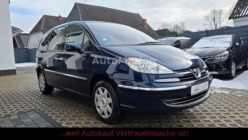 Gebraucht Peugeot 807 Tendance 136 PS (100 kW) 2008 Bleu de rhodes (sevres) Van / Kleinbus