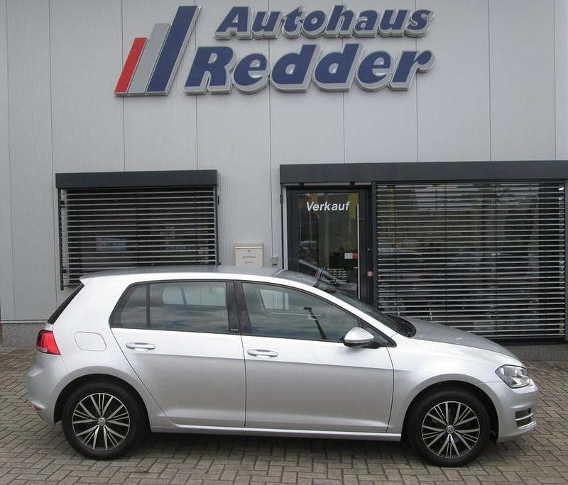 Silber Gebraucht 2016 VW Golf VII Allstar Limousine | 11.300 € (Fairer Preis) - Bild 1/4