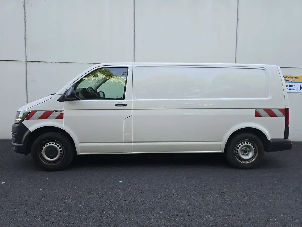 Gebraucht VW Transporter 150 PS (110 kW) 2017 Weiß Van