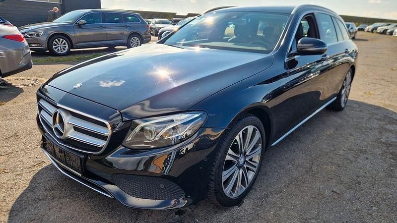 Gebraucht Mercedes E250 211 PS (155 kW) 2017 Schwarz Kombi