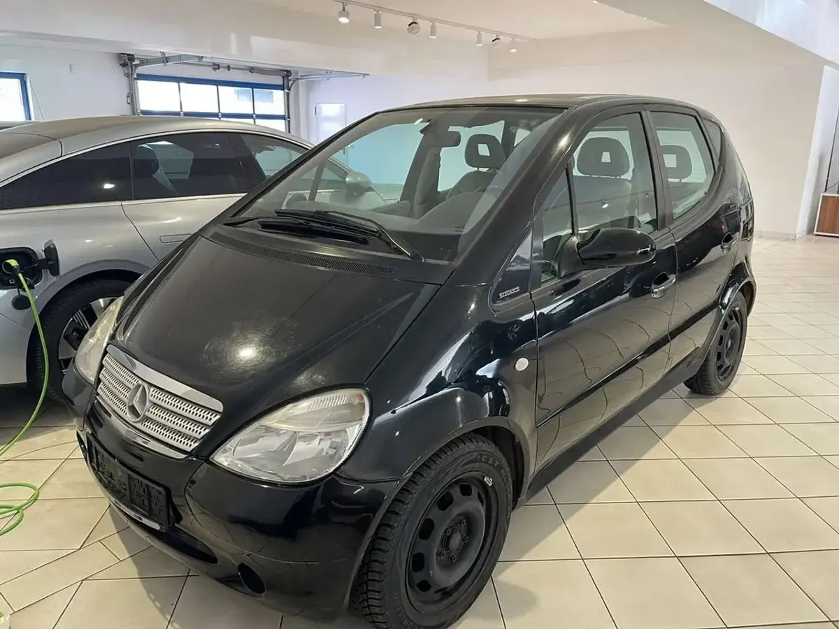 Gebraucht Mercedes A160 Elegance 102 PS (75 kW) 2000 Schwarz Kleinwagen