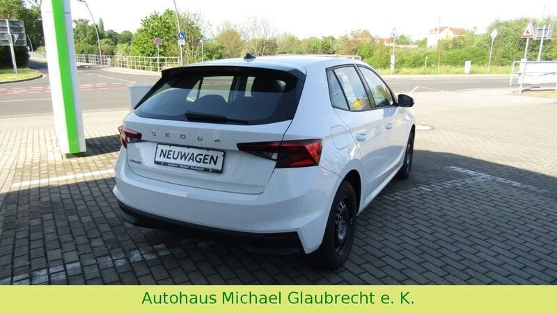 Gebraucht Skoda Fabia Active 65 PS (47 kW) 2024 Weiß Kleinwagen
