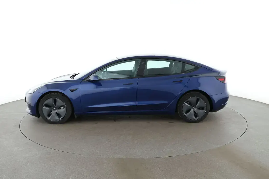 Gebraucht Tesla Model 3 Standard Range Plus 235 kW (320 PS) 2022 Blau Limousine