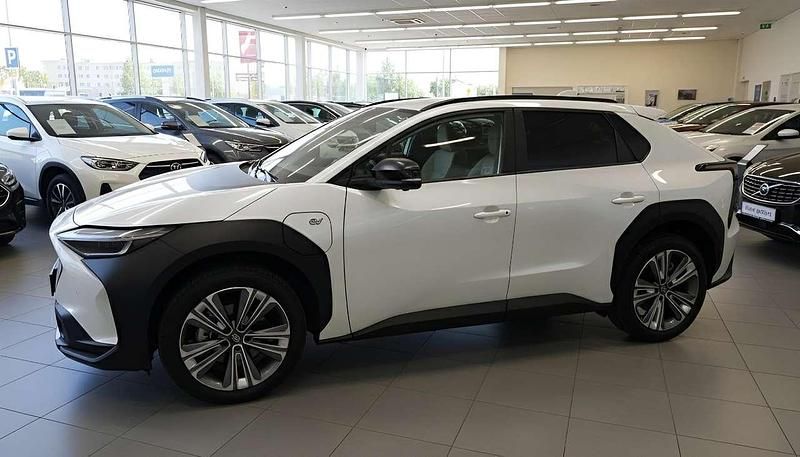 Gebraucht Subaru Solterra Platinum 160 kW (218 PS) 2023 Weiß SUV