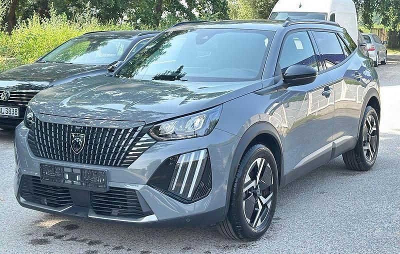 Grau Gebraucht 2024 Peugeot 2008 Allure SUV | 19.950 € (Superpreis) - Bild 1/4
